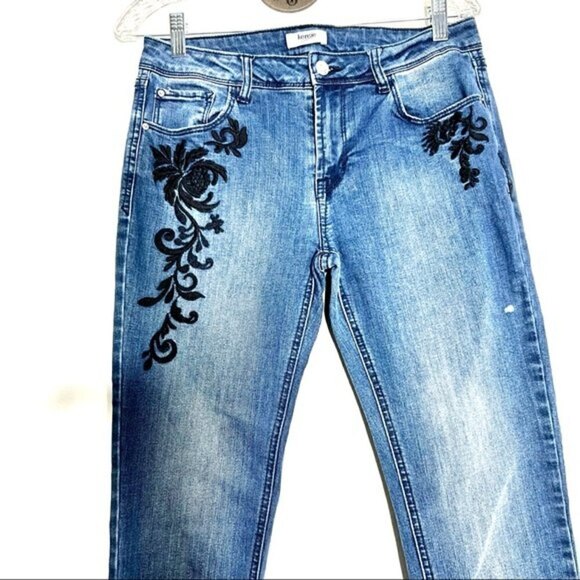Kensie Jeans with Flower  Embroider Skinny Jeans Size 8 - Picture 2 of 11